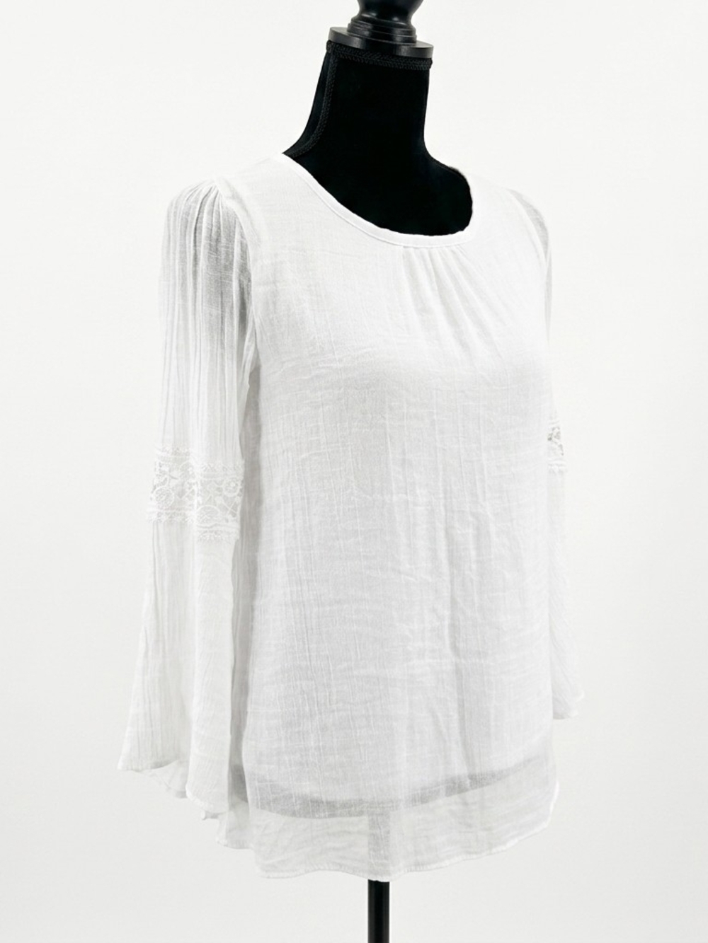 Amy Byer XL White Boho Gauze Peasant Blouse with Lace Trim